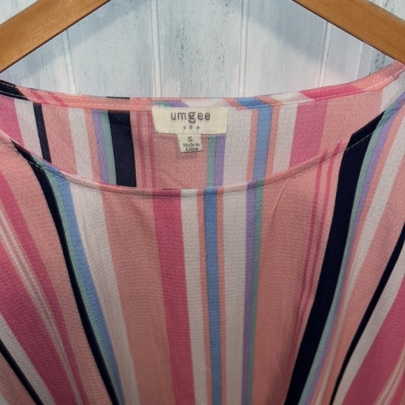 Umgee Striped Bell sleeve Top Size Small - Picture 4 of 7